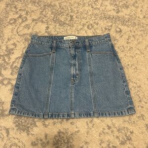 Seamed denim mini skirt